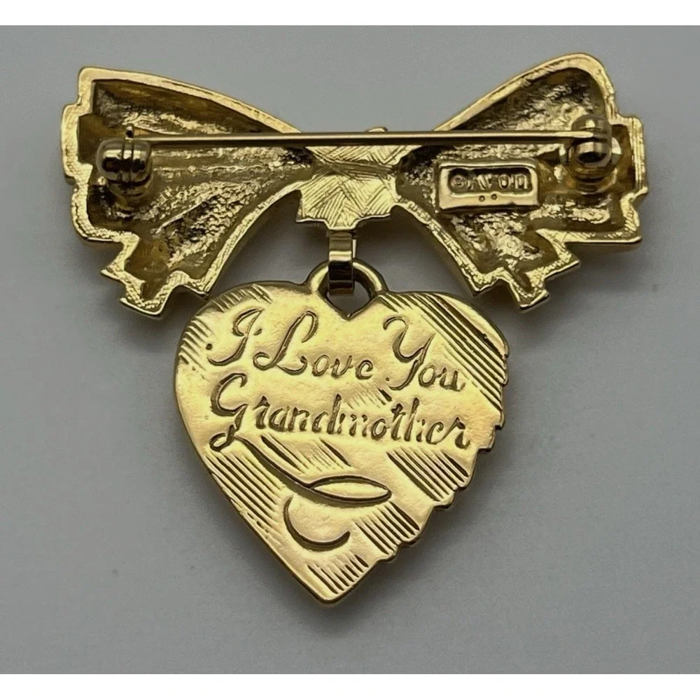 Vintage Avon I Love You Grandmother Brooch Heart And Bow‎ Pin Gold Tone
